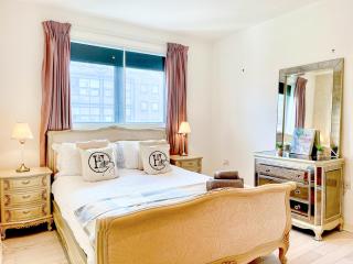 NEW 3 Bedroom flat with Balcony, Free WiFi and lift access in Kings Cross , Islington , Camden Town - Londres - 8