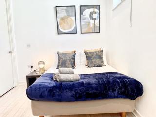 NEW 3 Bedroom flat with Balcony, Free WiFi and lift access in Kings Cross , Islington , Camden Town - Londres - 3