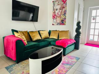 PopHaus Central Brighton - Glam Pad by the Station - Brighton & Hove - 5