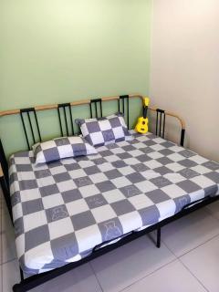 Midas Brand New Modern Vintage 1BR 2-5pax - Masai - 9