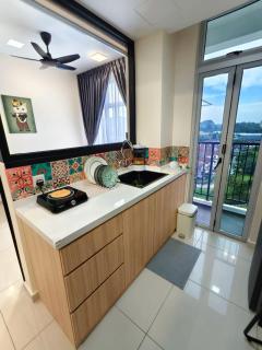 Midas Brand New Modern Vintage 1BR 2-5pax - Masai - 5
