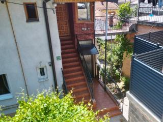 Apartment Sun Sarajevo - with a FREE garage and garden with a BBQ - Sarajevo - 4