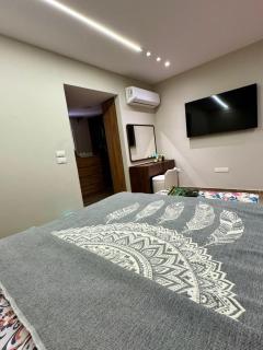 Make yourself at home - Sheikh Zayed - 5