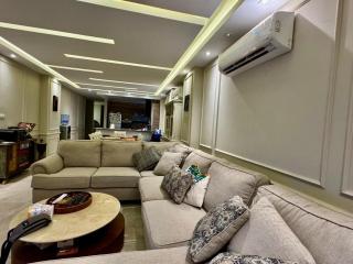 Make yourself at home - Sheikh Zayed - 4