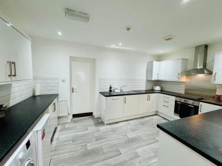 Twin Farms Apartment, Super location, with parking - Kenton - 2