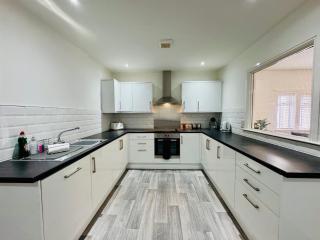 Twin Farms Apartment, Super location, with parking - Kenton - 9