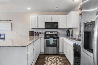 Oak Lane Escape - Branson - Resort Condo on Golf Course with Endless Amenities - Branson West - 9