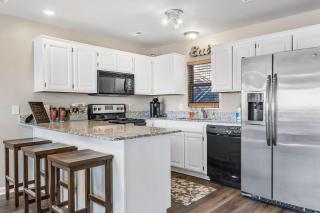 Oak Lane Escape - Branson - Resort Condo on Golf Course with Endless Amenities - Branson West - 8