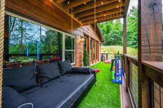 Heated Pool - Luxury Cabin - Game Room - Theater - Sevierville - 4