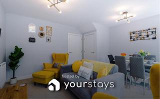 Relax in Style at Wedgwood House 3 BR Home with Garden & Parking - 0