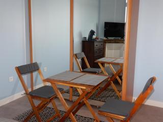 Chambre CAPRICES DE PLAGE lit King Size Balnéo Vue dégagée à Mers les Bains 300 m plage petit déjeuner servi en chambre en option - 4