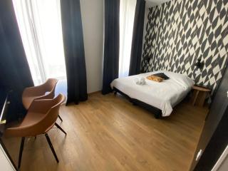 Legend Majestic - Parking Privé GRATUIT- Climatisation - Gare - Centre Ville - FIBRE - 1