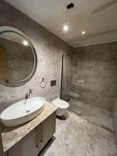Chic Suite with Balcony Direct Pool Access - Fethiye - 5