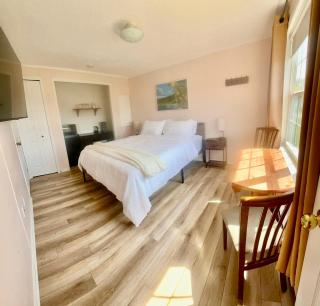 Alma Shore Lane Suites & Cottages - 3