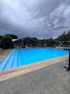 Olea Glass Hotel - - 2