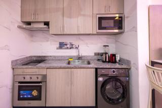Executive Studio Apartment, East Airport - Accra - 3