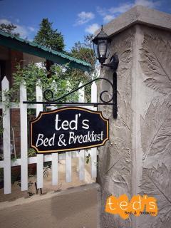 Ted's Bed and Breakfast - Santa Cruz - 0