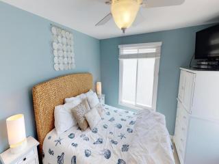 Ocean Front 1St Floor Duplex With Expansive Views In Brant Beach With Private Beach Access 12094 - Brant Beach - 1
