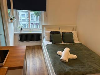 studio three - Londra - 6