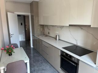 Serene Beige Studio - Perfect for Work & Stay - Bucharest - 8