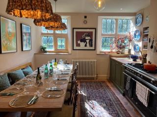 Pentrehobyn Hall sleeps 18 - Wrexham - 8