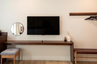 Boardwalk Suites & Residences by Kasa - 4