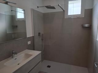 New Apartment with seaview terrace 5 - 8