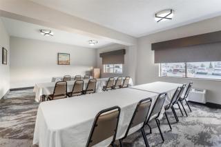 Best Western PLUS Executive Inn - Saint Marys - 3