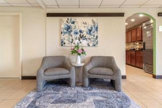 SureStay Hotel by Best Western East Brunswick - East Brunswick - 8