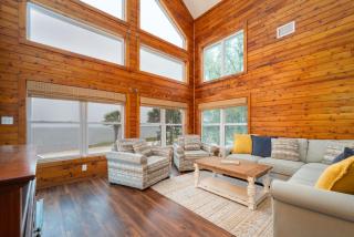 Waterfront Escape - Seasonal Pool - Perfect for Families and Friends! - Oceanmarsh Subdivision - 3