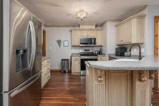 Waterfront Escape - Seasonal Pool - Perfect for Families and Friends! - Oceanmarsh Subdivision - 1