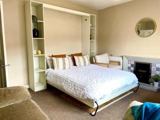 Town Centre Waterfront Apartment - Fort William - 5