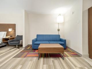 Holiday Inn Express & Suites Medicine Hat by IHG - Medicine Hat - 2