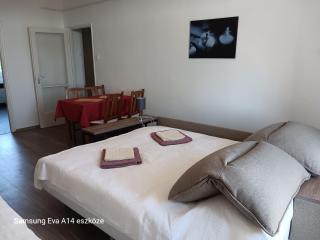 Familienfreundliches Apartment in Tiszafüred - 1