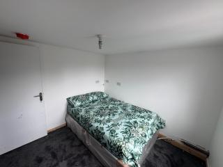 M12 Levenshulme luxury Guesthouse Newly Renovated - 8