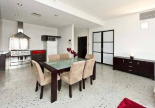 Luxury Apartment in the heart of Perth CBD - Perth - 5