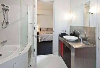 Luxury Apartment in the heart of Perth CBD - Perth - 3