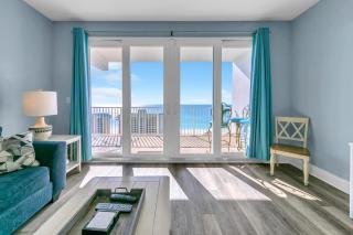 Laketown Wharf 1523 by Emerald Coast Retreats - 1