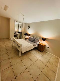 Large room near city centre - Belfast - 9