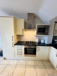 Large room near city centre - Belfast - 2
