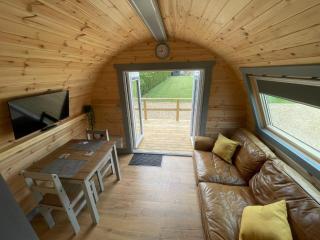 Pine Lodge Posh Glamping With Garden Views & Big Lincolnshire Skies - - 3