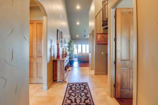 Top-Floor Lake-View Condo with Boat Dock Access - Lakeway - 7