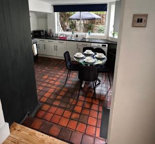Fulham Tranquil 2BD King Bed Home with Parking & Gdn - Londra - 8
