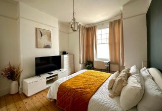 Fulham Tranquil 2BD King Bed Home with Parking & Gdn - Londra - 2
