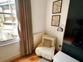 Fulham Tranquil 2BD King Bed Home with Parking & Gdn - Londra - 5