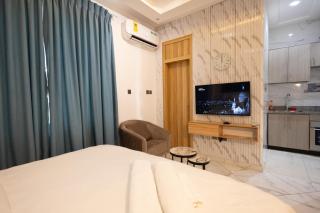 Deluxe Studio Apartment, East Airport - Accra - 0
