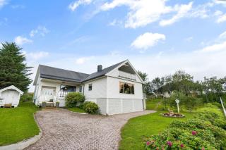 Lofoten Apartment 01 - - 0