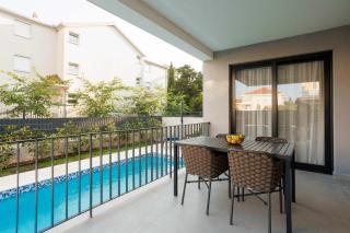Time&Joy apartment with private pool - Kaštela - 4