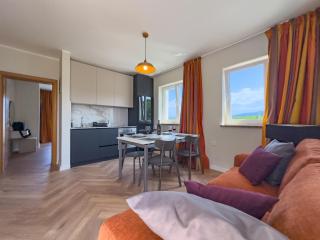 Cecilia Apartments - stunning sea views and relaxing Mediterranean getaway - 2