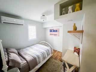 The 4M Golden House #9 - Beautiful Apt Minutes from Downtown - Ann Arbor - 4